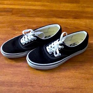 Canvas vans